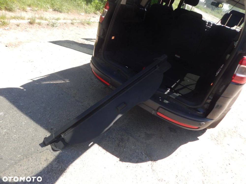 Ford Galaxy - 14