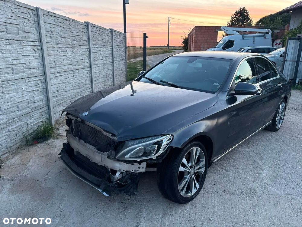 Mercedes-Benz Klasa C 220 (BlueTEC) d 7G-TRONIC Exclusive - 34