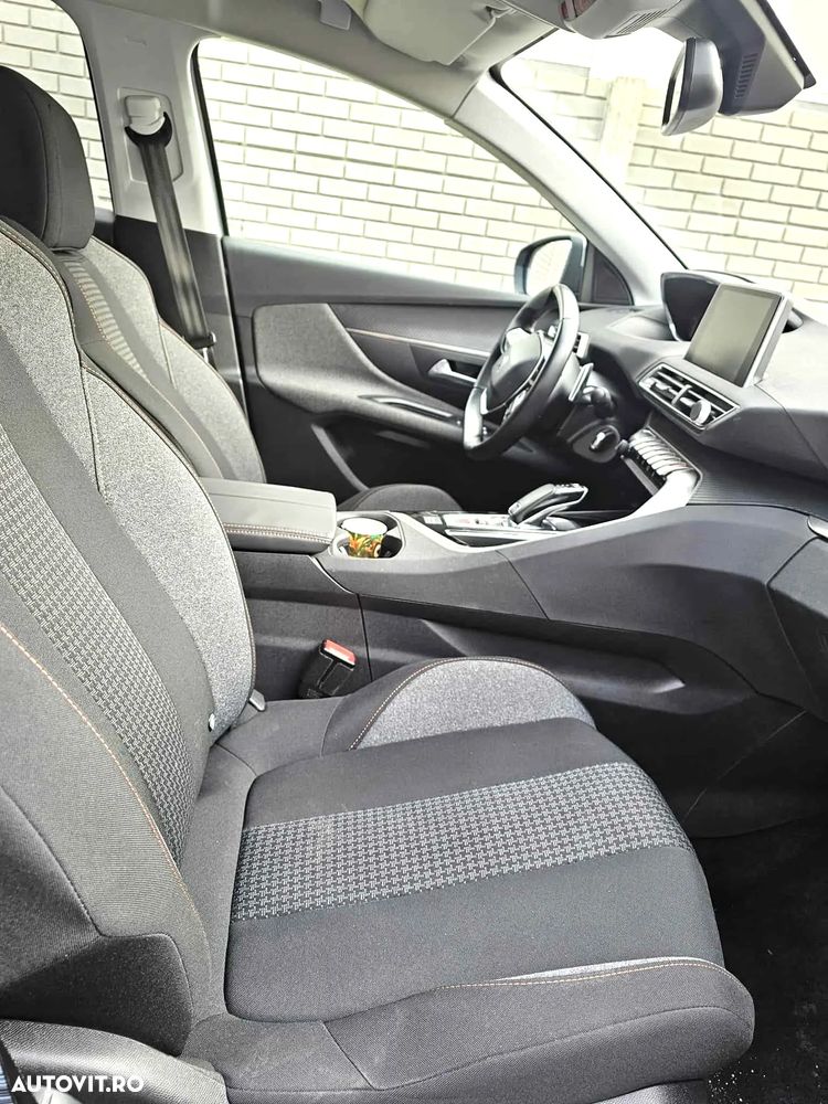 Peugeot 3008 PureTech 130 Stop & Start GPF EAT8 Allure - 12