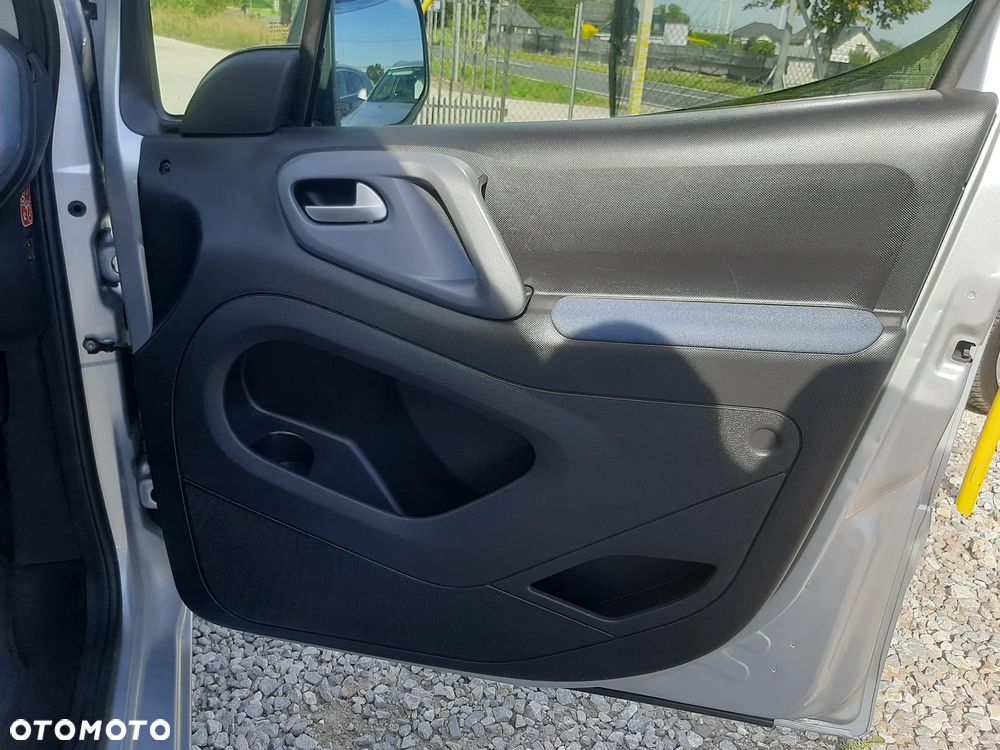 Citroën Berlingo e-HDi 90 FAP EGS6 Multispace Exclusive - 25