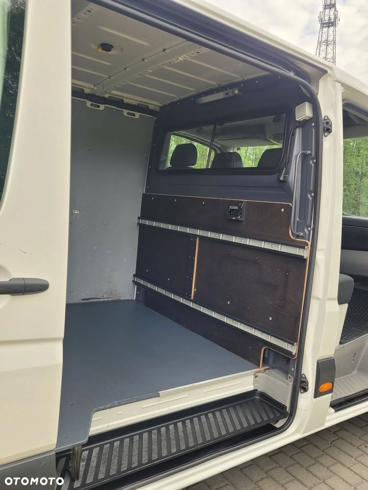 Volkswagen Crafter - 26