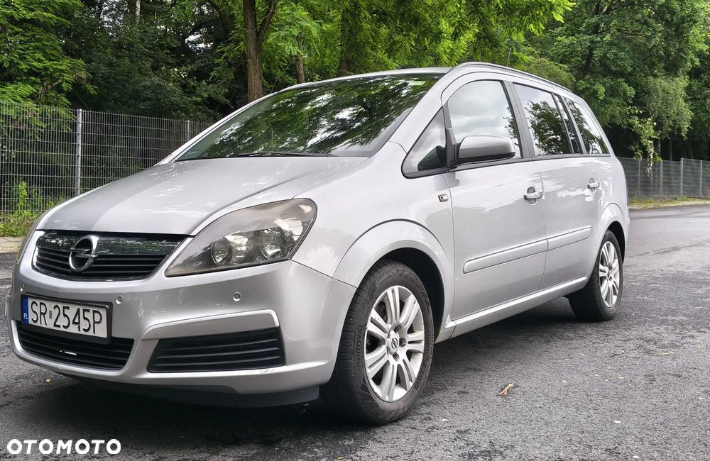 Opel Zafira 1.6 Cosmo - 1