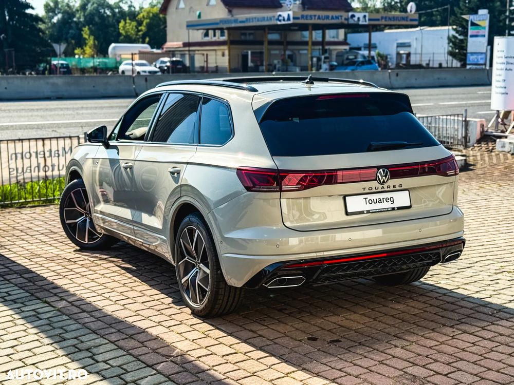 Volkswagen Touareg V6 TDI 4MOTION R-Line - 32