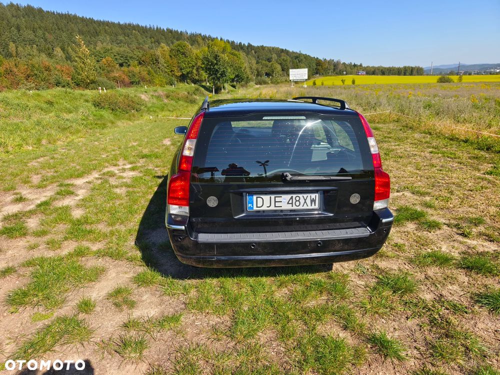 Volvo V70 2.5T Summum - 4