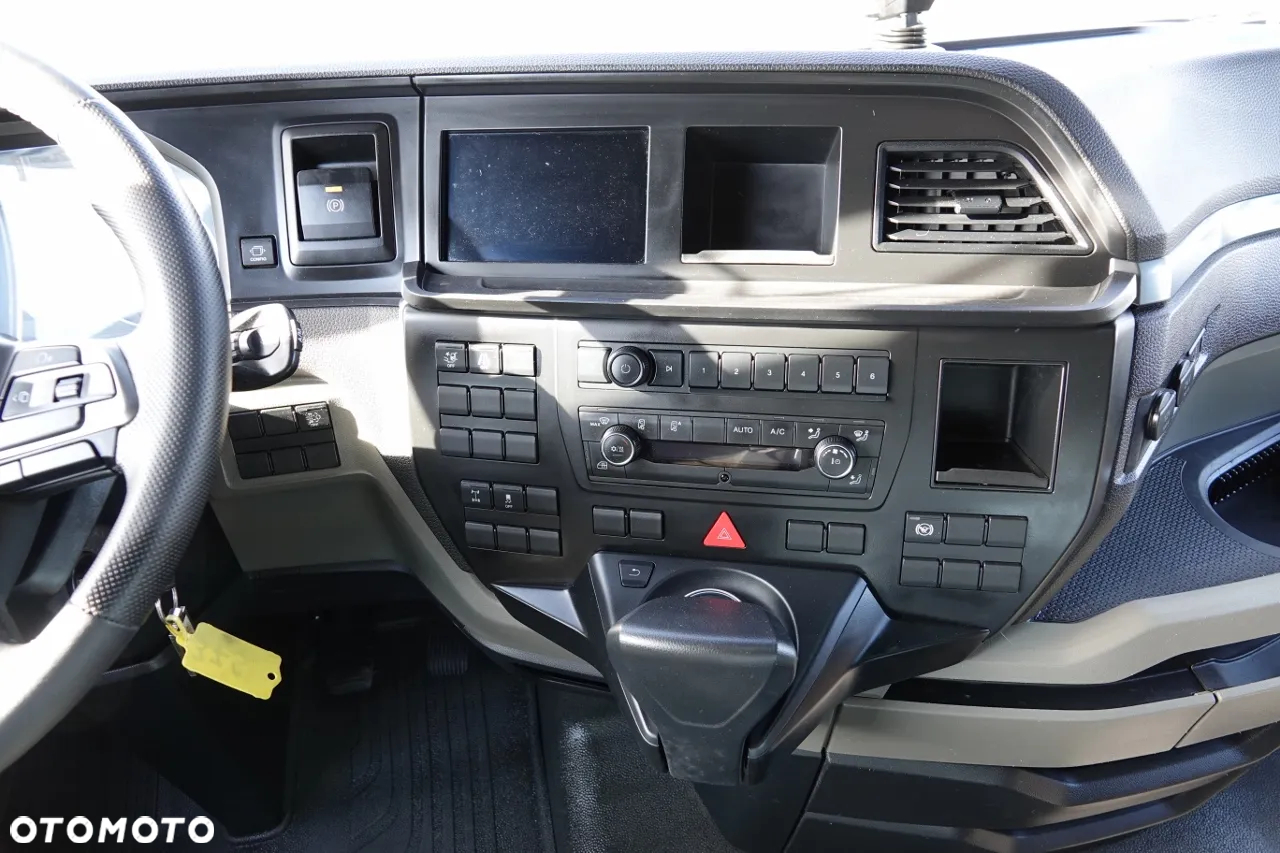 MAN TGX 18.470 / RETARDER / CAŁY NA PODUSZKACH / NOWY MODEL / GM / PO KONTRAKCIE SERWISOWYM - 31