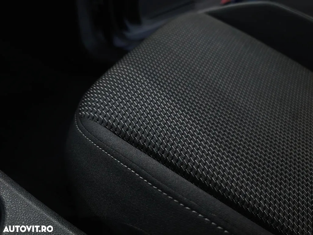 Volkswagen Tiguan - 24
