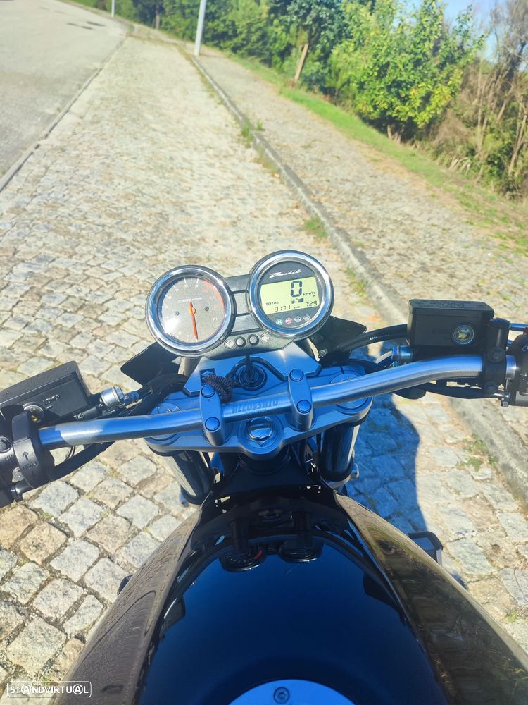 Suzuki GSF Bandit 1250N - 4