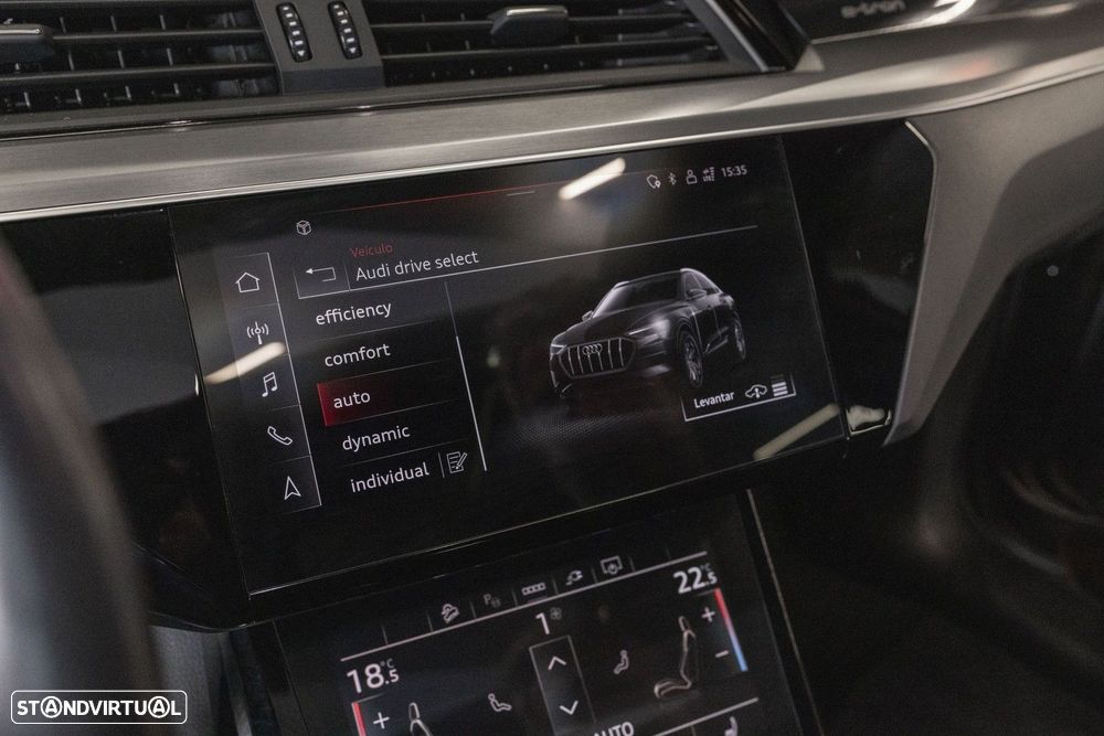 Audi e-tron Sportback 50 quattro S line - 22