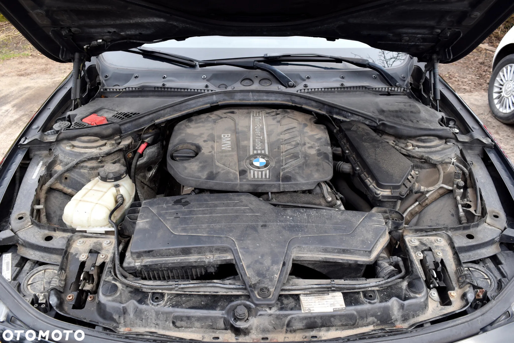 BMW Seria 3 320d Efficient Dynamics EU6 - 24