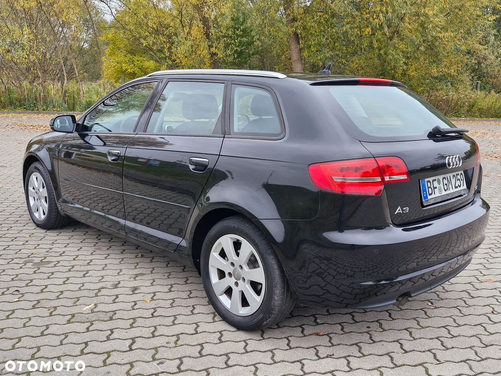 Audi A3 Sportback - 15