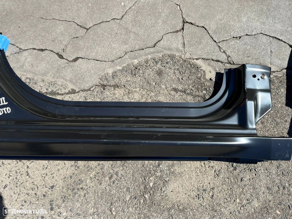 Peugeot 208 II - PAINEL EMBALADEIRA DIREITA - Z635 - 2