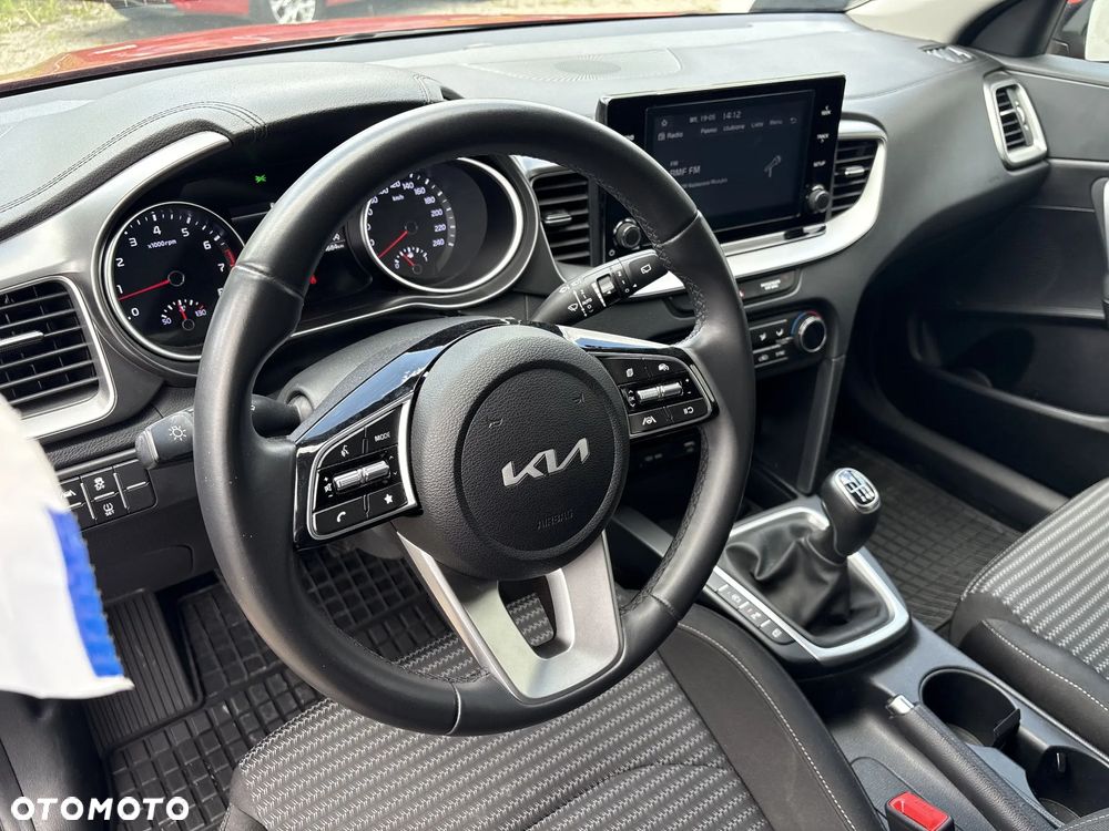 Kia XCeed 1.5 T-GDI M - 11