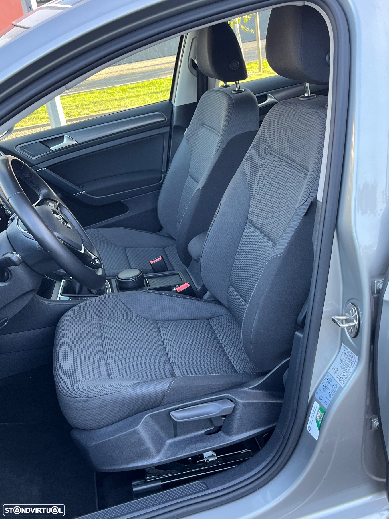 VW Golf Variant 1.0 TSI Confortline - 8