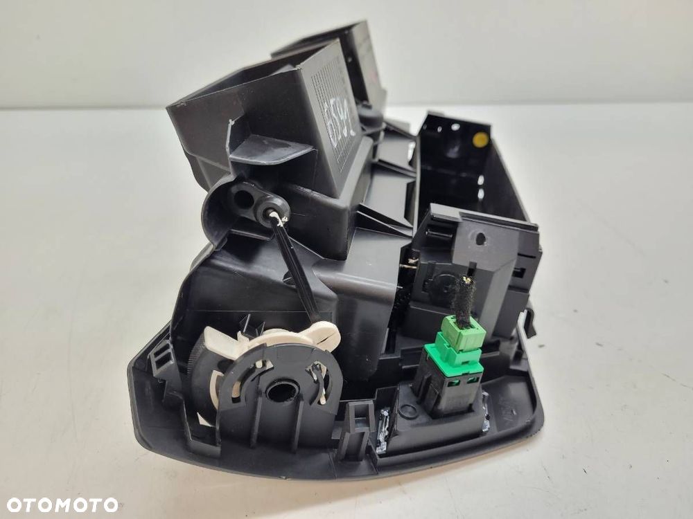 KRATKA NAWIEWU ŚRODKOWA DEKOR SCHOWEK CITROEN C4 GRAND PICASSO I 96541120 - 9