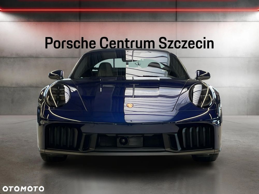 Porsche 911 Carrera T-Hybrid 4 GTS - 8