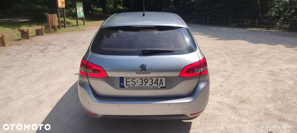 Peugeot 308 1.5 BlueHDi Allure S&S - 10