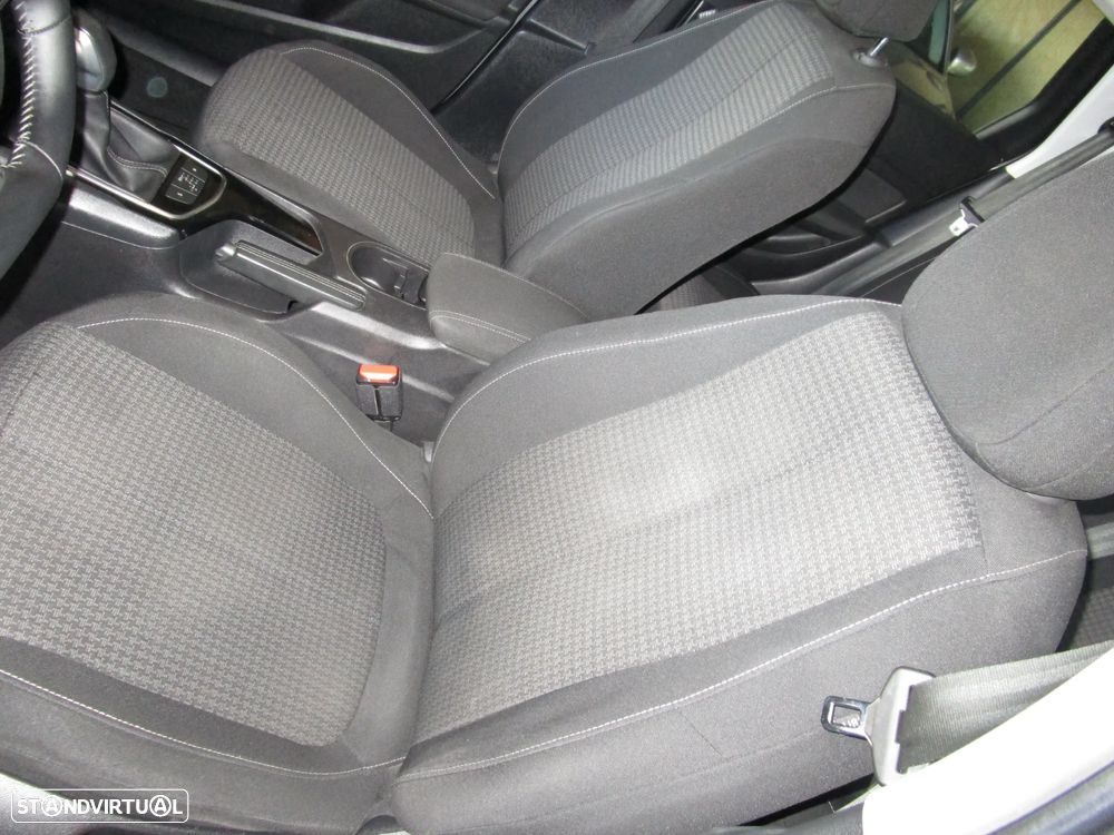 Peugeot 308 SW BlueHDi 120 EAT6 Stop & Start Allure - 11