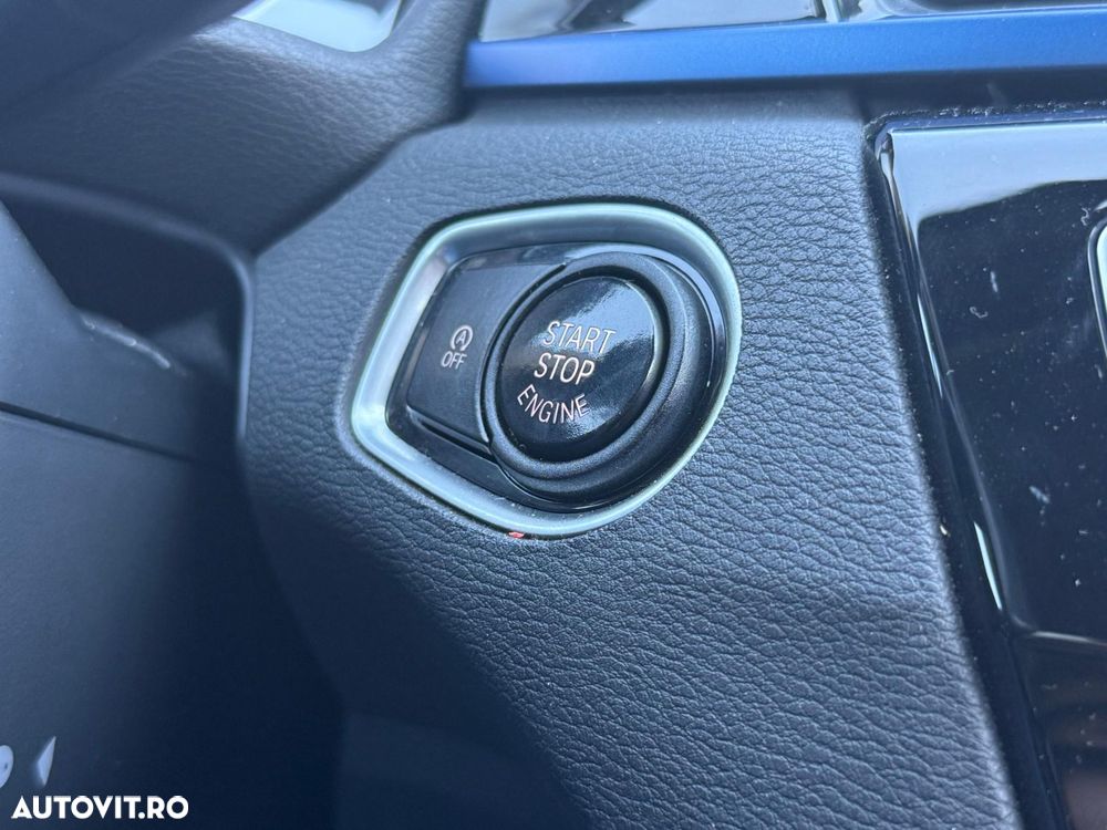 BMW X1 sDrive18d AT - 32