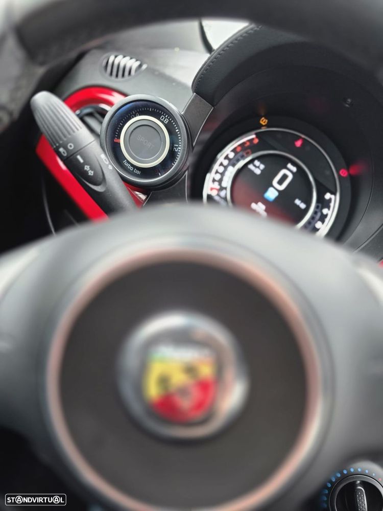 Abarth 595C 1.4 T-Jet Custom - 11