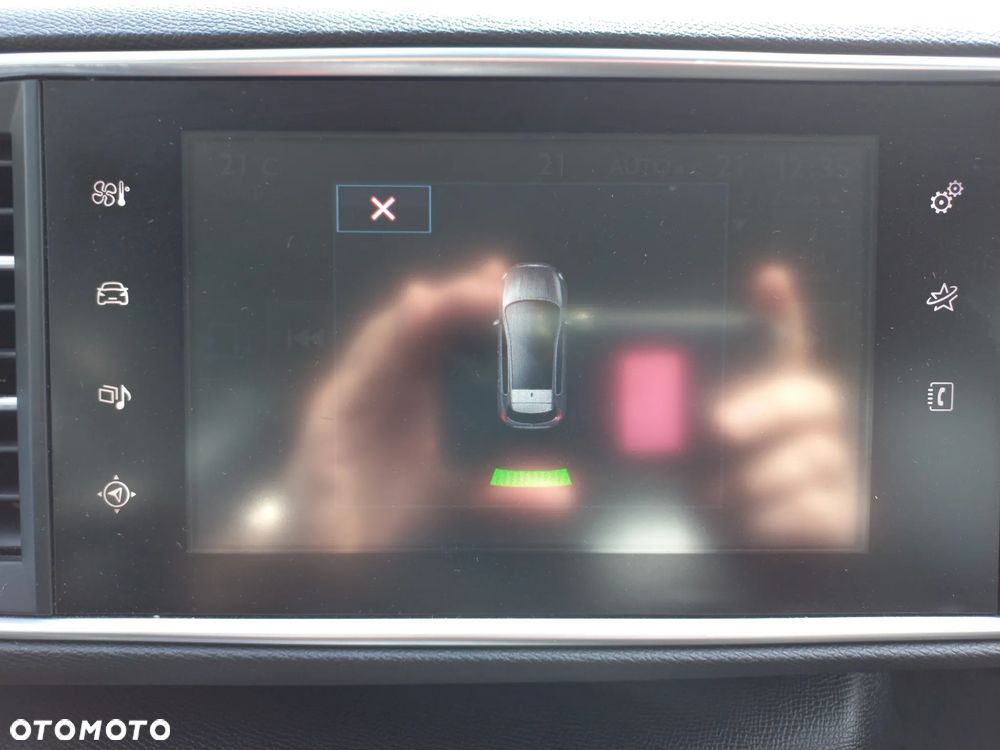 Peugeot 308 1.6 BlueHDi Allure S&S - 16