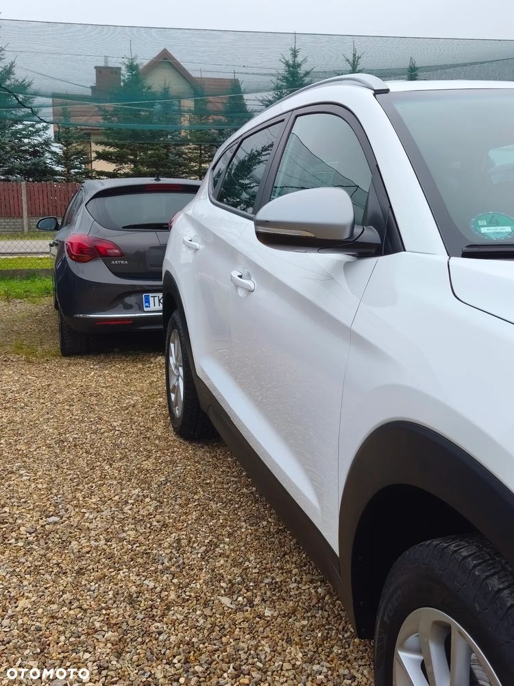 Hyundai Tucson blue 1.6 GDi 2WD Navi - 34