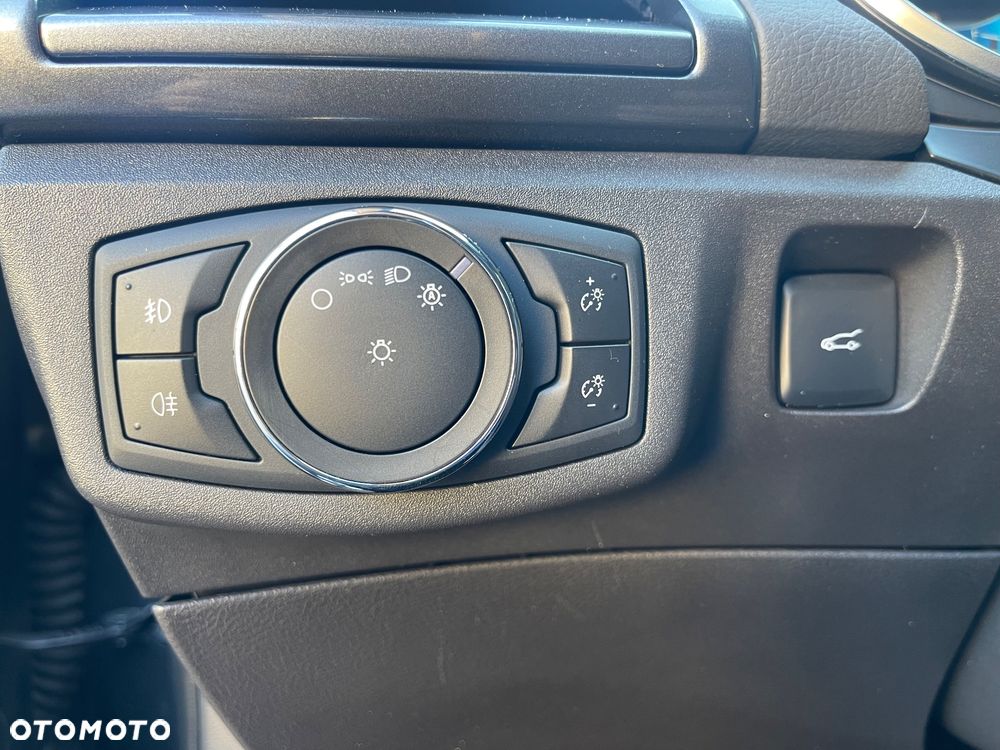 Ford Mondeo 2.0 Hybrid Titanium - 15