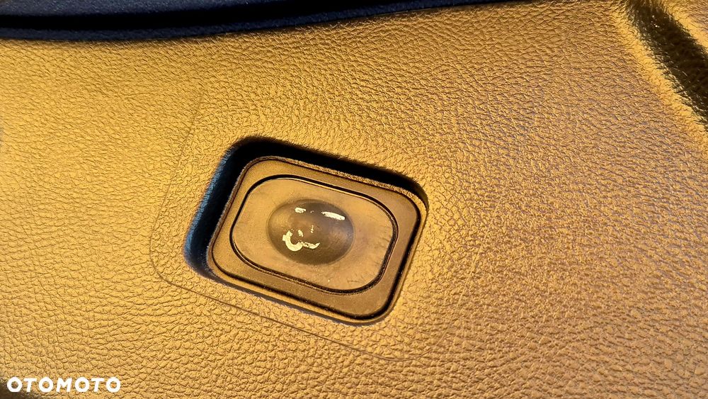 Ford Mondeo 2.0 EcoBlue Titanium - 21