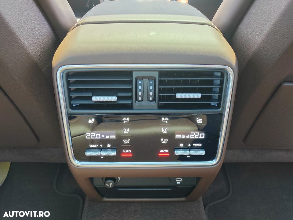 Porsche Cayenne Turbo E-Hybrid Tiptronic S - 30