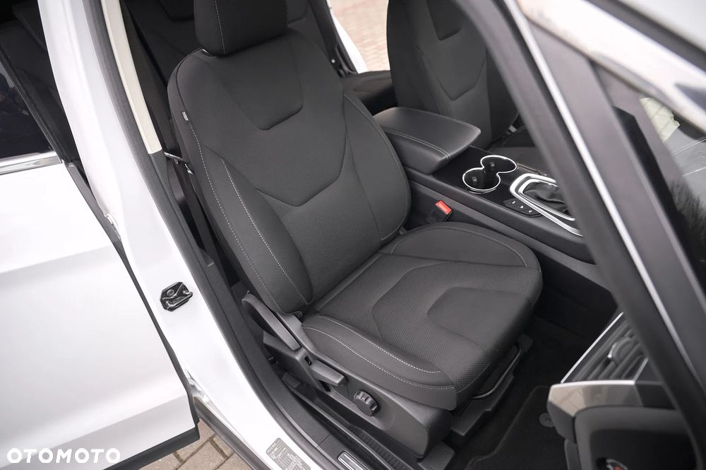 Ford S-Max 2.0 TDCi Titanium PowerShift - 28