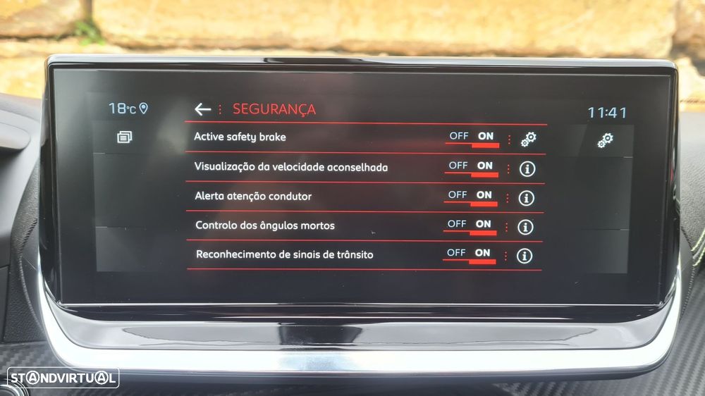 Peugeot 2008 1.5 BlueHDi GT EAT8 - 29