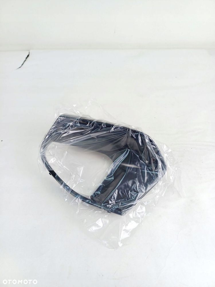 kratka wlot powietrza lewy przód bmw 3 g20 g21 touring 18- 51117471517 - 2