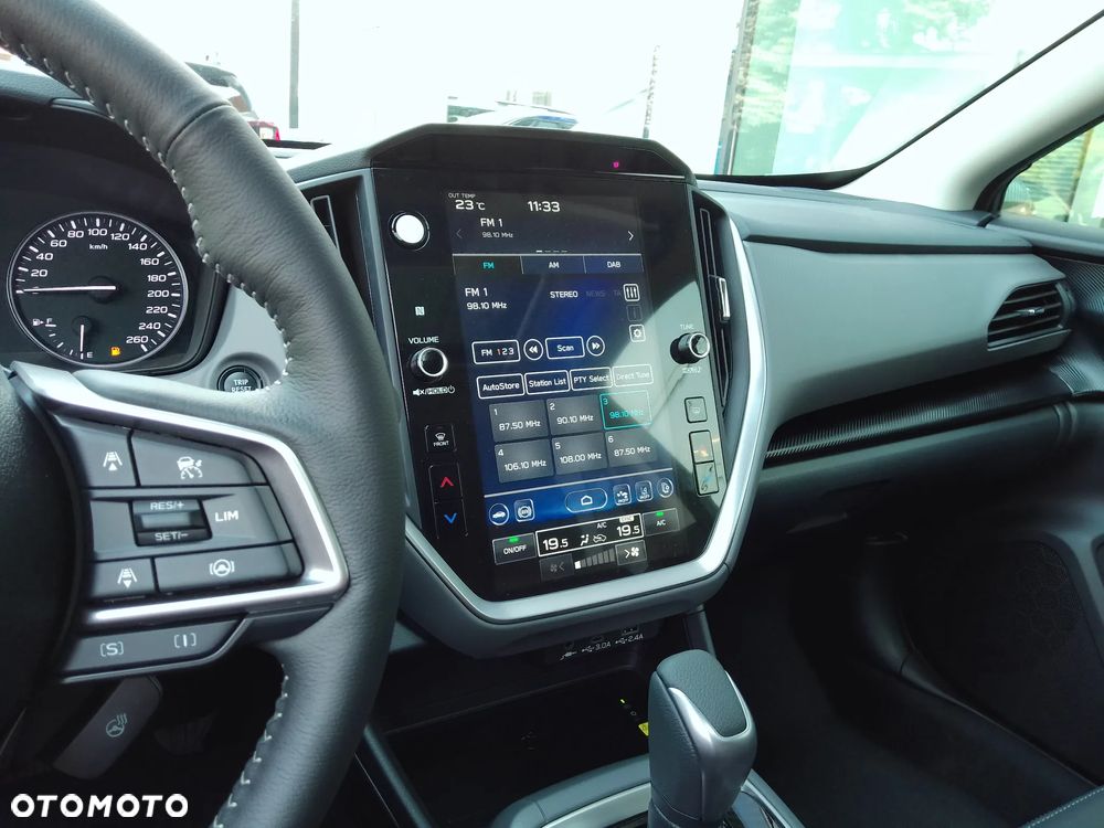 Subaru Crosstrek 2.0i-S e-Boxer Platinum (EyeSight) Lineartronic - 13