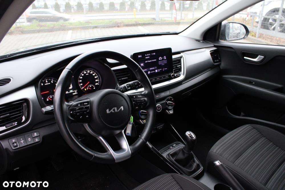 Kia Stonic - 10