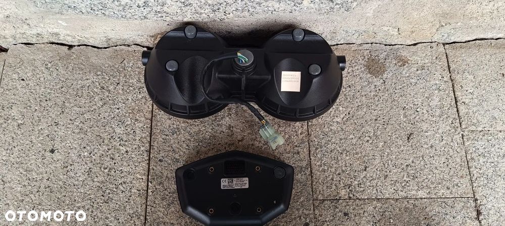 MOTO GUZZI V85T LICZNIK Zegary Prędkościomierz - 17