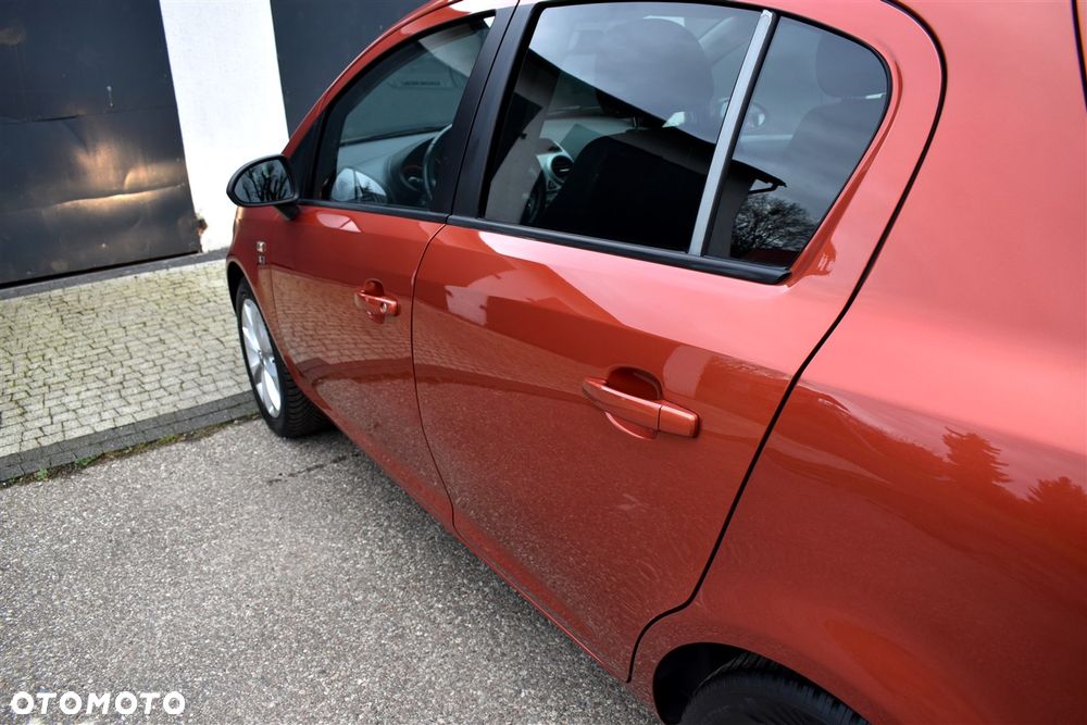 Opel Corsa 1.2 16V Innovation 110 Jahre - 12