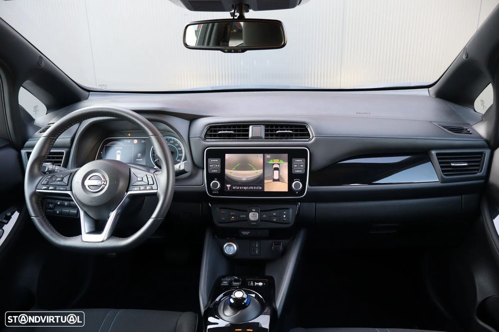 Nissan Leaf N-Connecta - 17