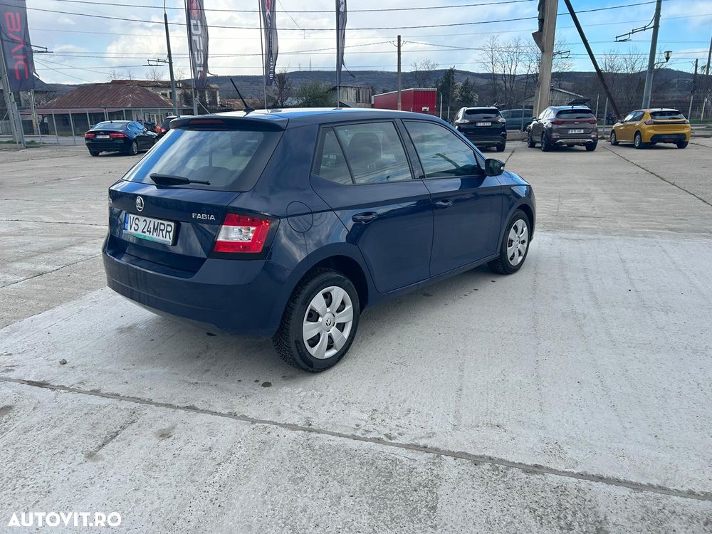 Skoda Fabia 1.0 Active - 4