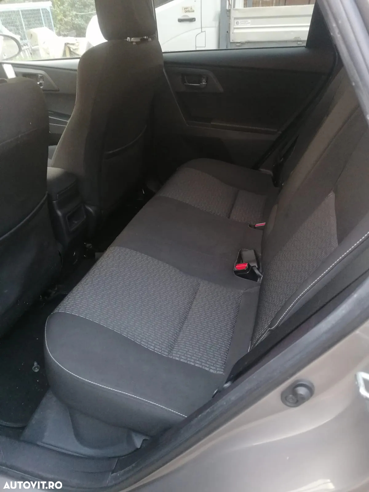 Toyota Auris 1.8 VVT-i Hybrid Automatik Executive - 7