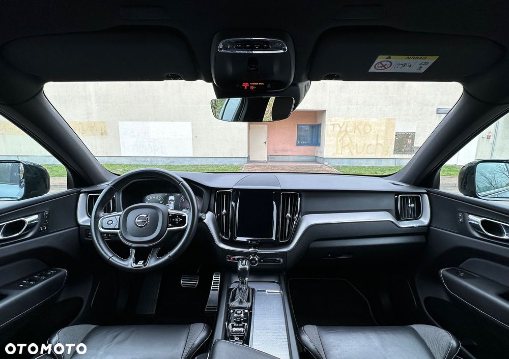 Volvo XC 60 D4 Geartronic RDesign - 28