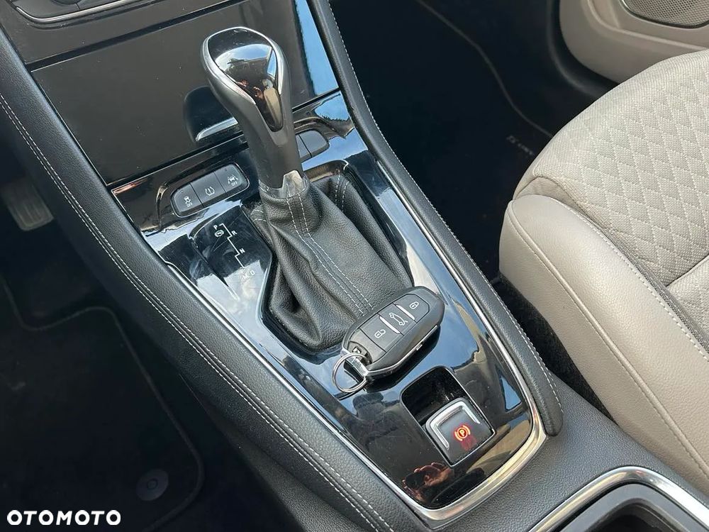 Opel Grandland X - 17