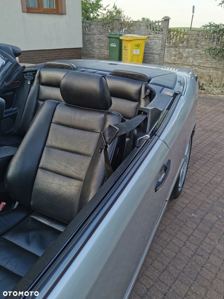 Mercedes-Benz W124 (1984-1993) - 12