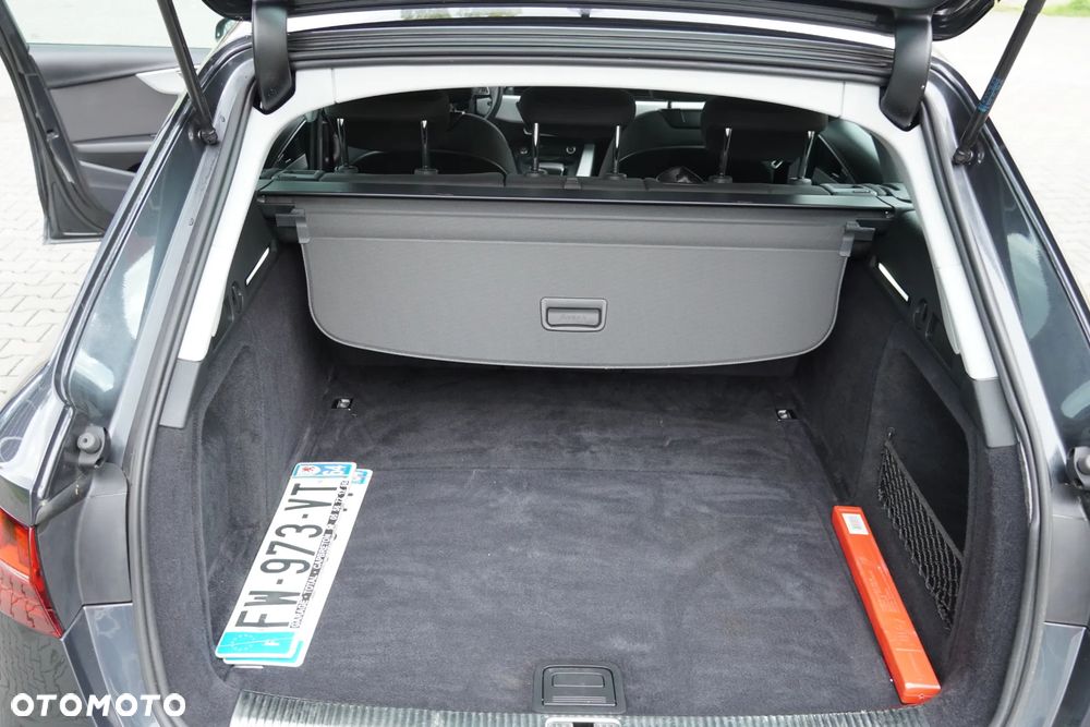 Audi A4 Avant 35 TDI mHEV Advanced S tronic - 8