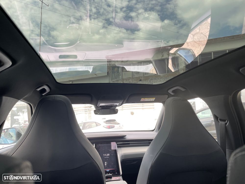 Ford Explorer 77 kWh Premium - 26