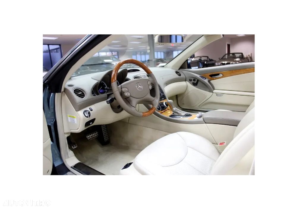 Mercedes-Benz SL 500 7G-TRONIC - 16