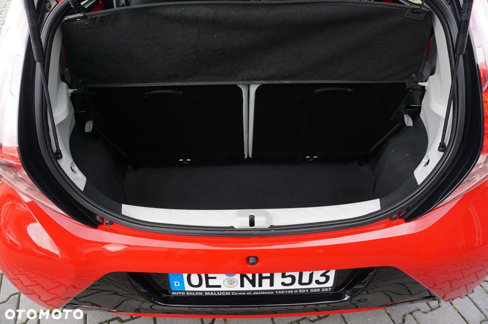 Toyota Aygo x-play Edition-S - 37
