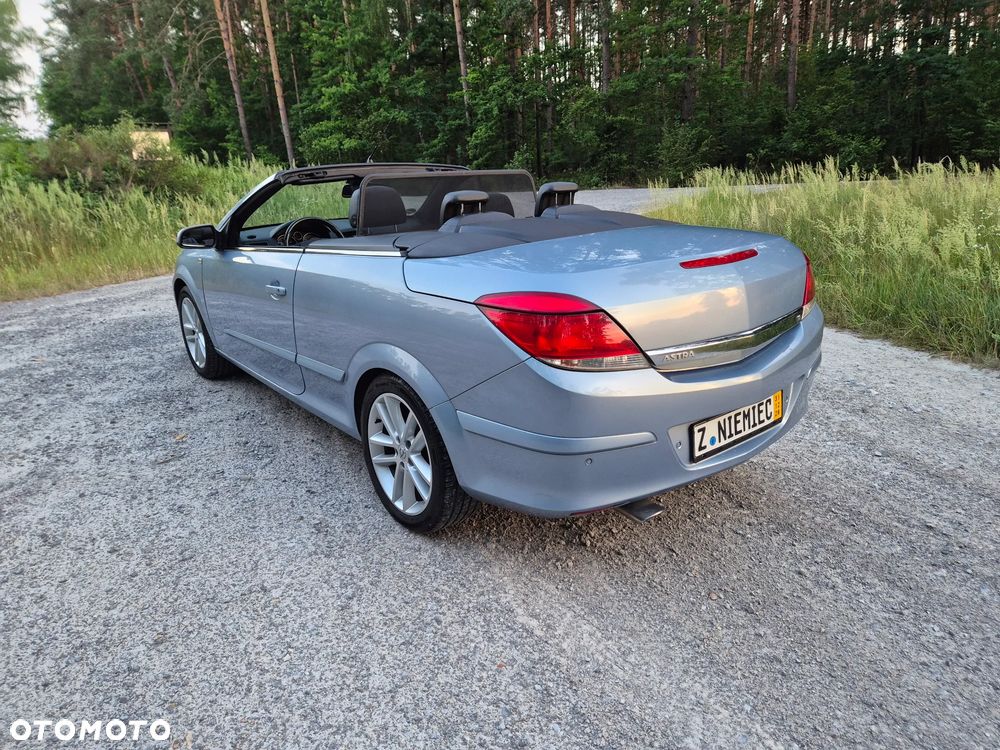 Opel Astra 1.8 Cosmo - 8