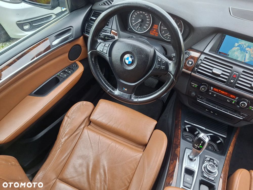 BMW X5 xDrive30i - 34