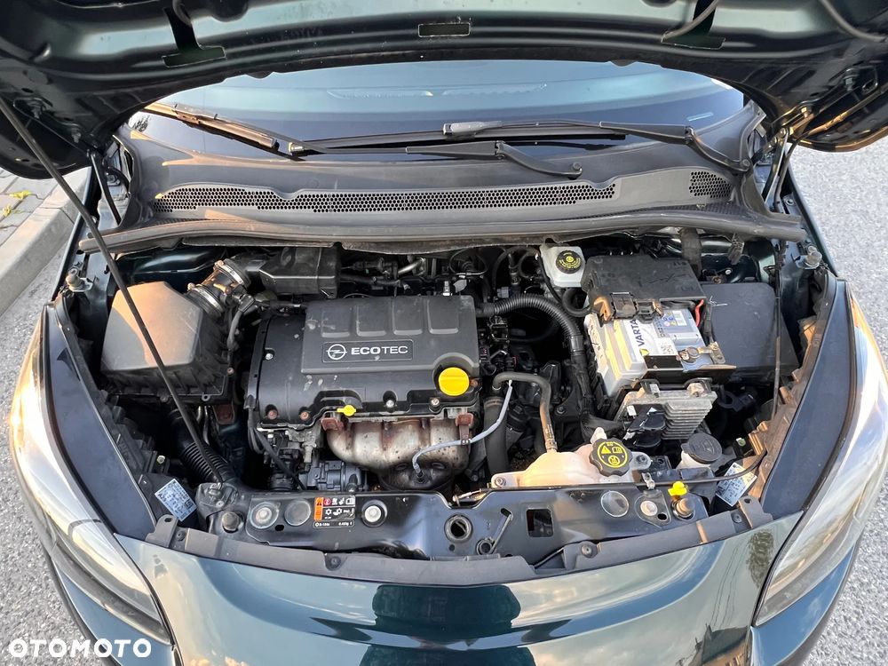 Opel Corsa 1.4 Cosmo - 35