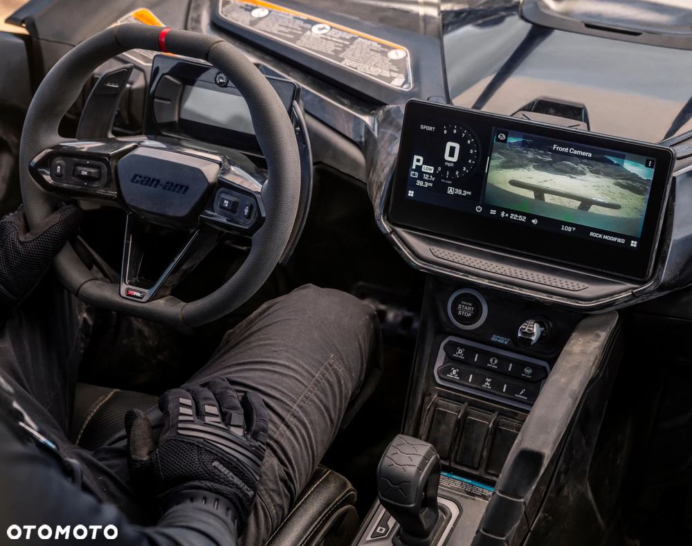Can-Am Maverick - 8