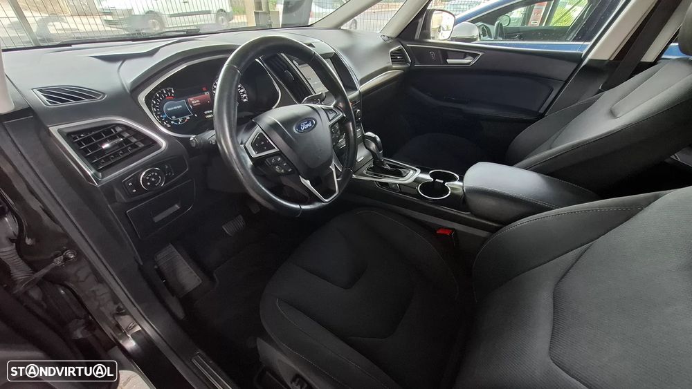 Ford S-Max - 19